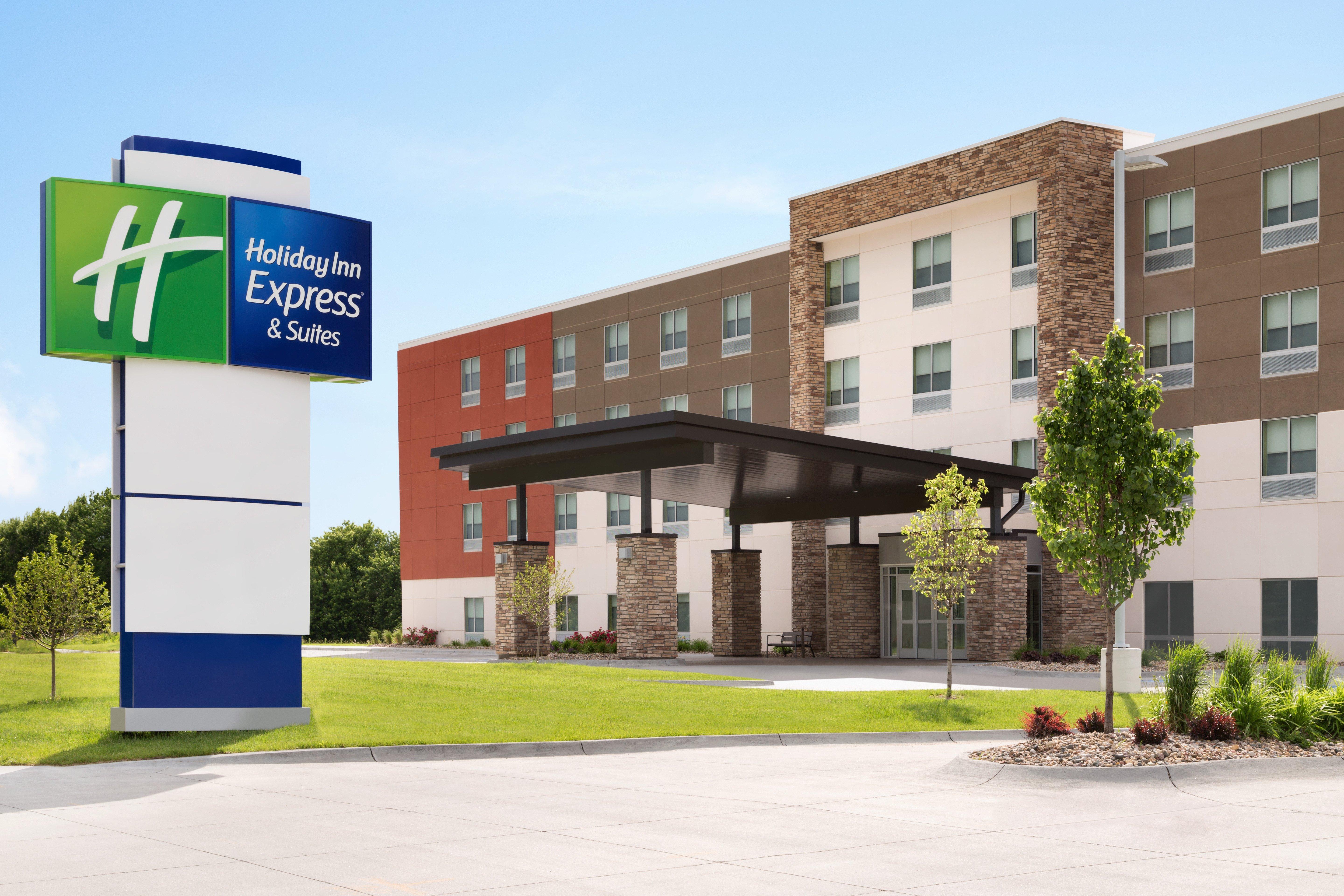 Holiday Inn Express & Suites Clear Spring By Ihg Esterno foto