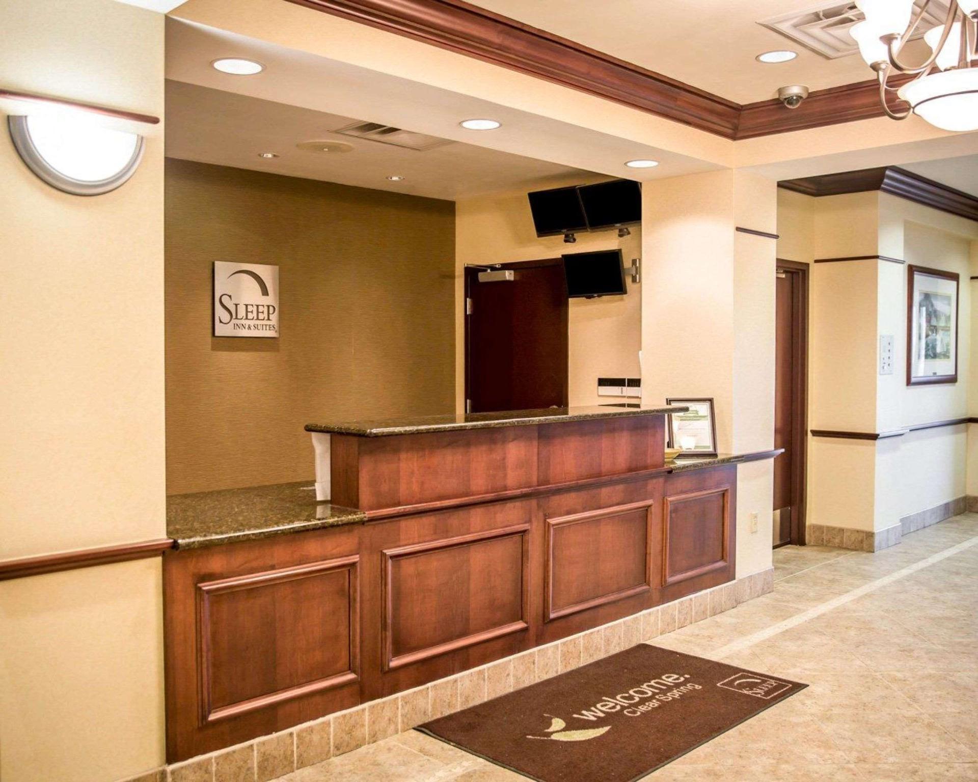 Holiday Inn Express & Suites Clear Spring By Ihg Esterno foto