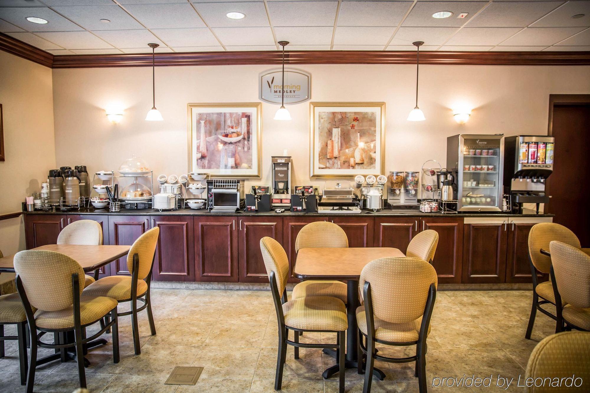 Holiday Inn Express & Suites Clear Spring By Ihg Esterno foto