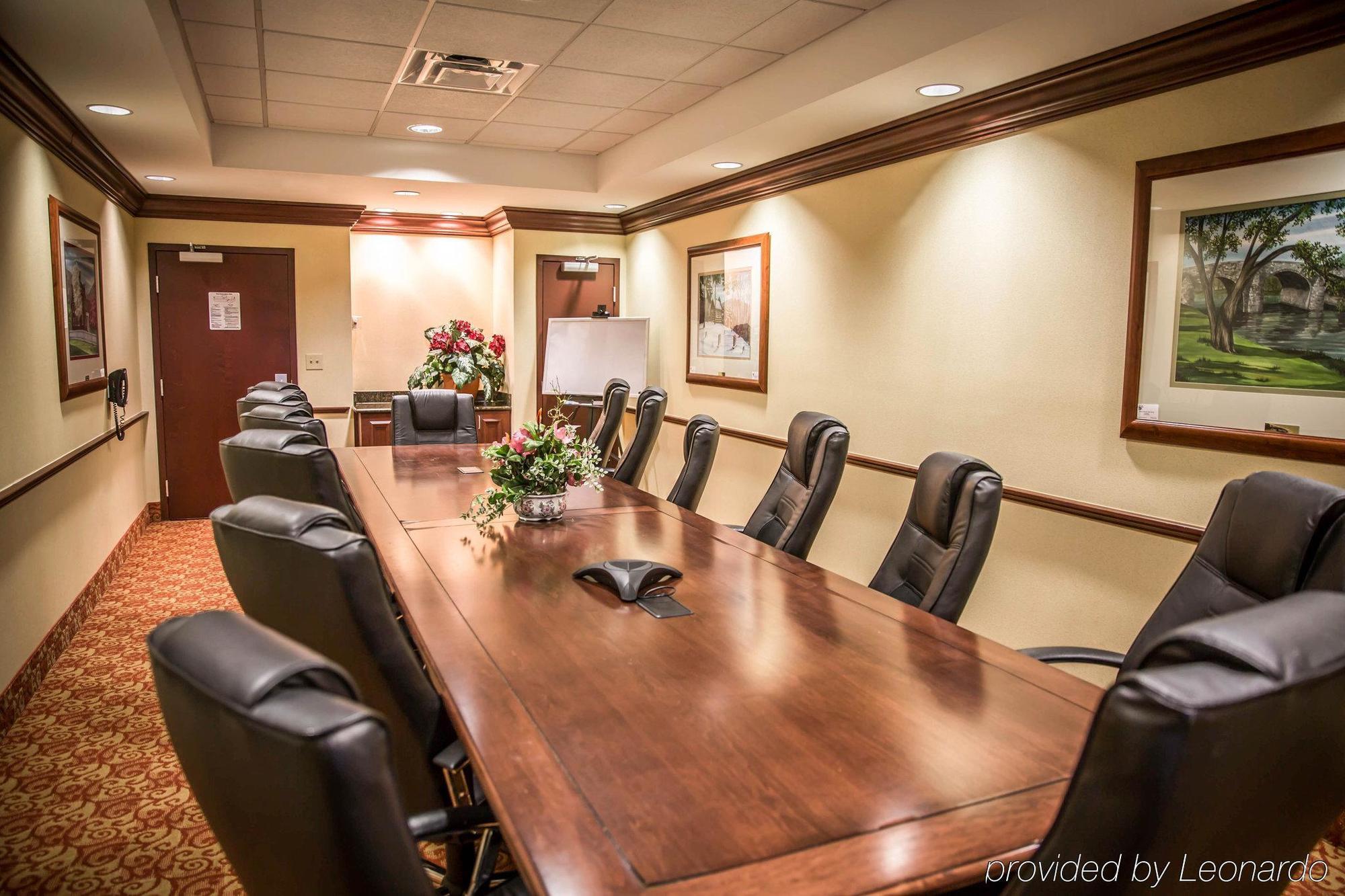 Holiday Inn Express & Suites Clear Spring By Ihg Esterno foto