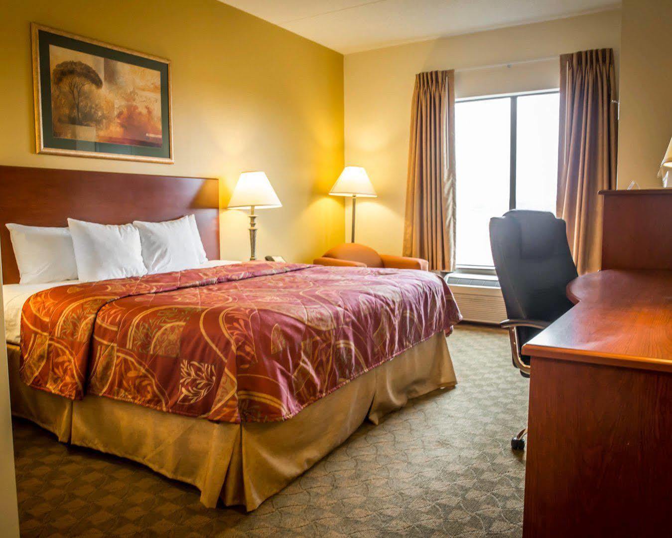 Holiday Inn Express & Suites Clear Spring By Ihg Esterno foto