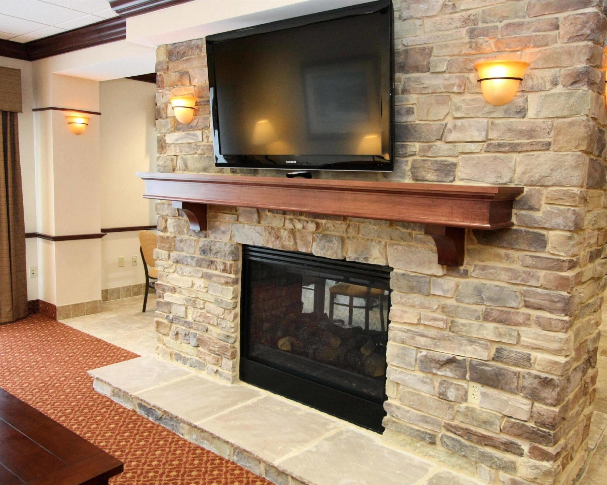 Holiday Inn Express & Suites Clear Spring By Ihg Esterno foto